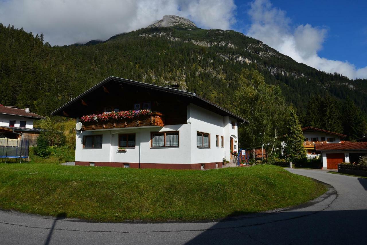 Ferienwohnung Frauenschuh Vorderhornbach Kültér fotó